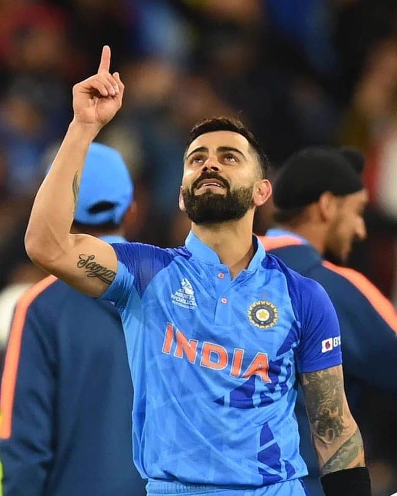 Virat Kohli ने भारत क्यों छोड़ा? जानिए 4 सच्चाई क्या है, पूरी कहानी 1 Virat Kohli